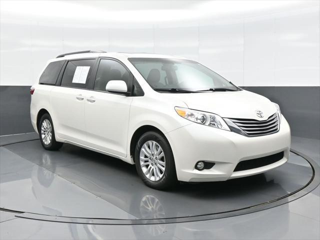 used 2017 Toyota Sienna car, priced at $21,082