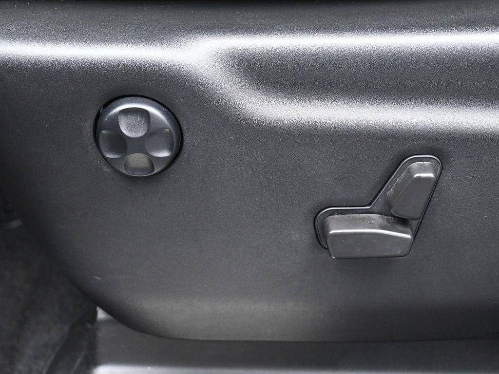 used 2021 Jeep Grand Cherokee car, priced at $26,990