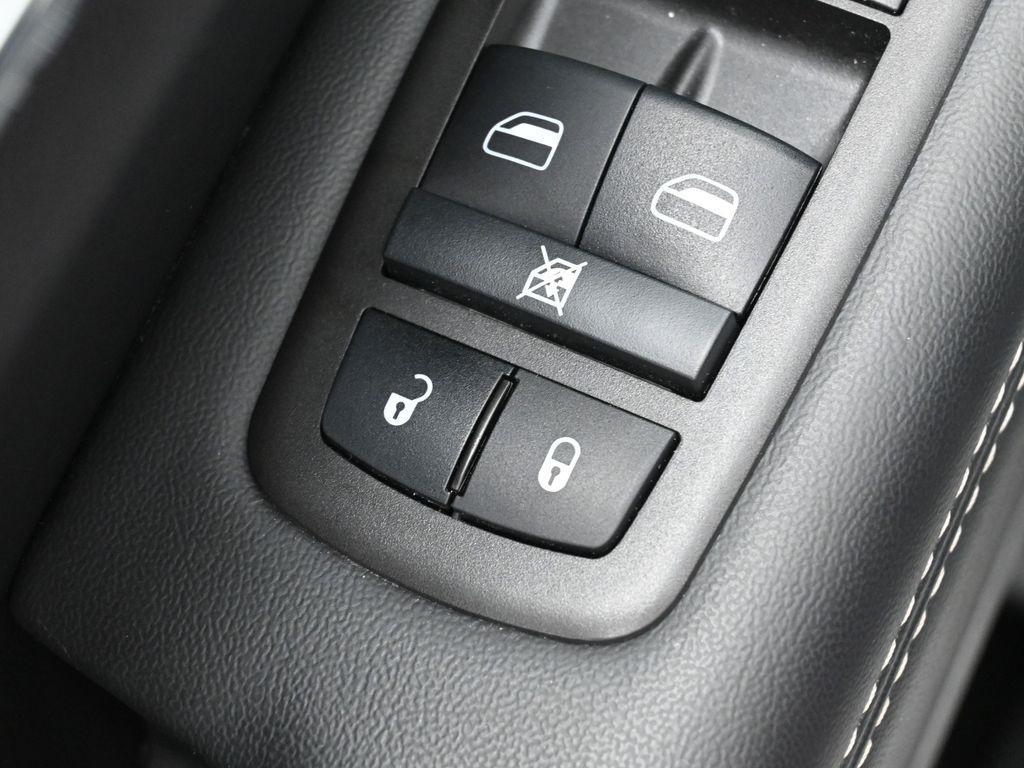 used 2021 Jeep Grand Cherokee car, priced at $26,990