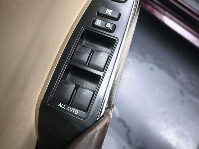 used 2016 Toyota Avalon Hybrid car, priced at $13,992