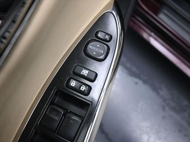 used 2016 Toyota Avalon Hybrid car, priced at $13,992