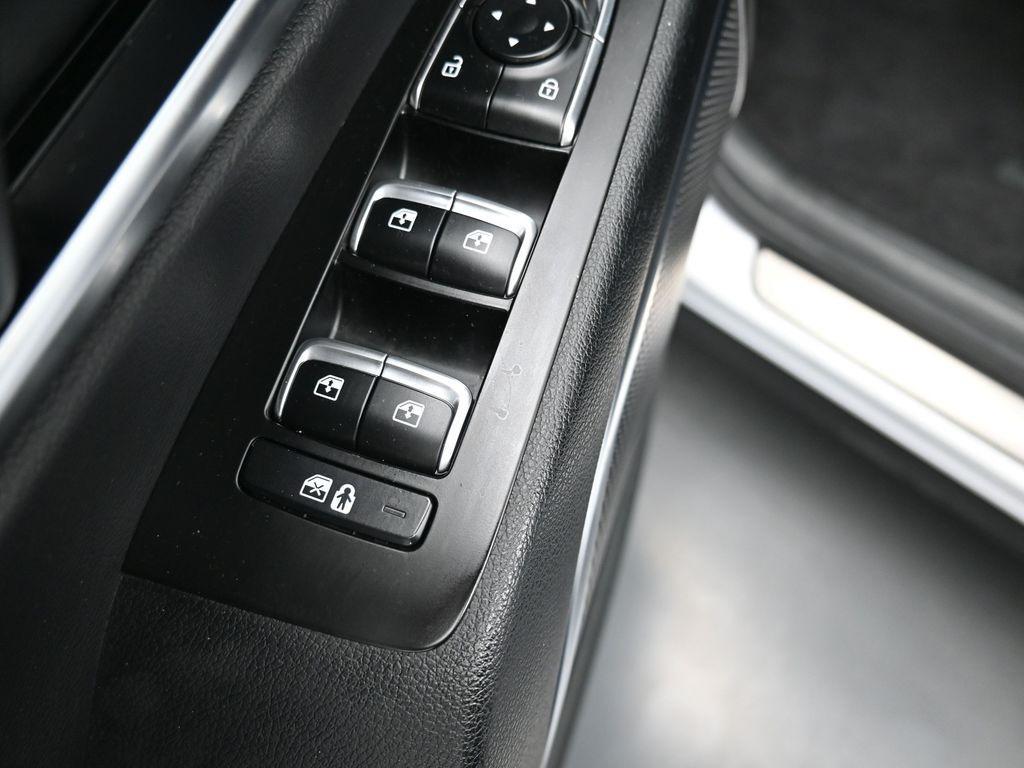 used 2023 Kia Telluride car, priced at $37,691