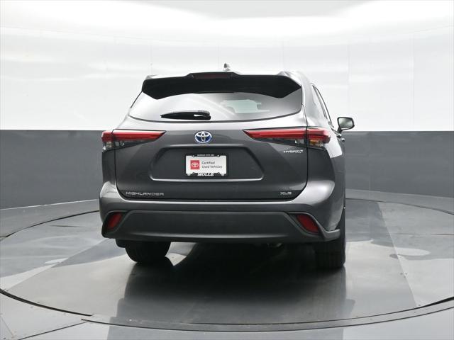used 2022 Toyota Highlander Hybrid car, priced at $45,995