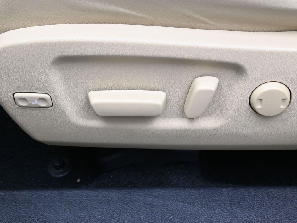 used 2014 Toyota Highlander car, priced at $20,498