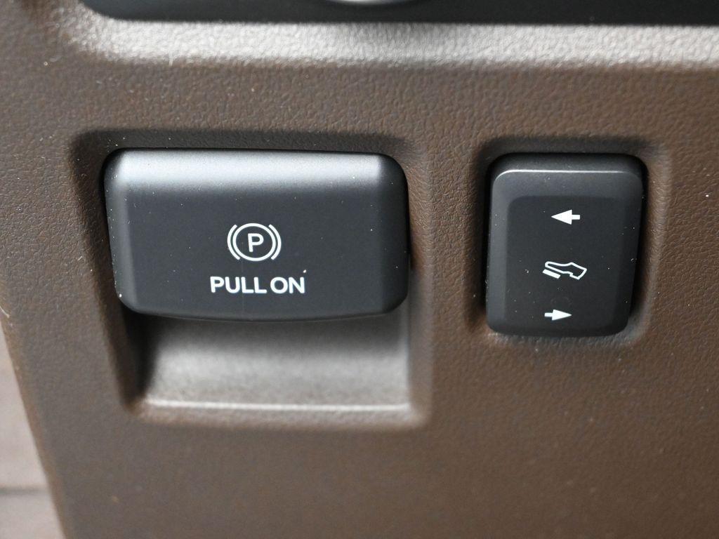 used 2022 Ford Expedition Max car, priced at $47,931