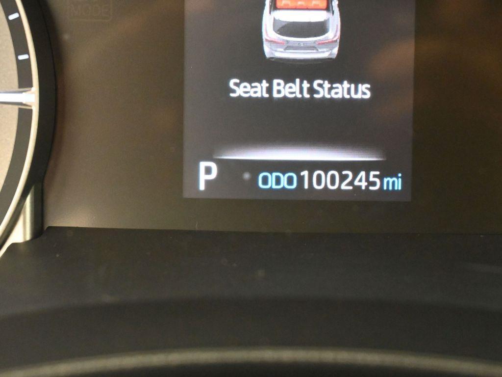 used 2021 Toyota Highlander Hybrid car, priced at $28,607