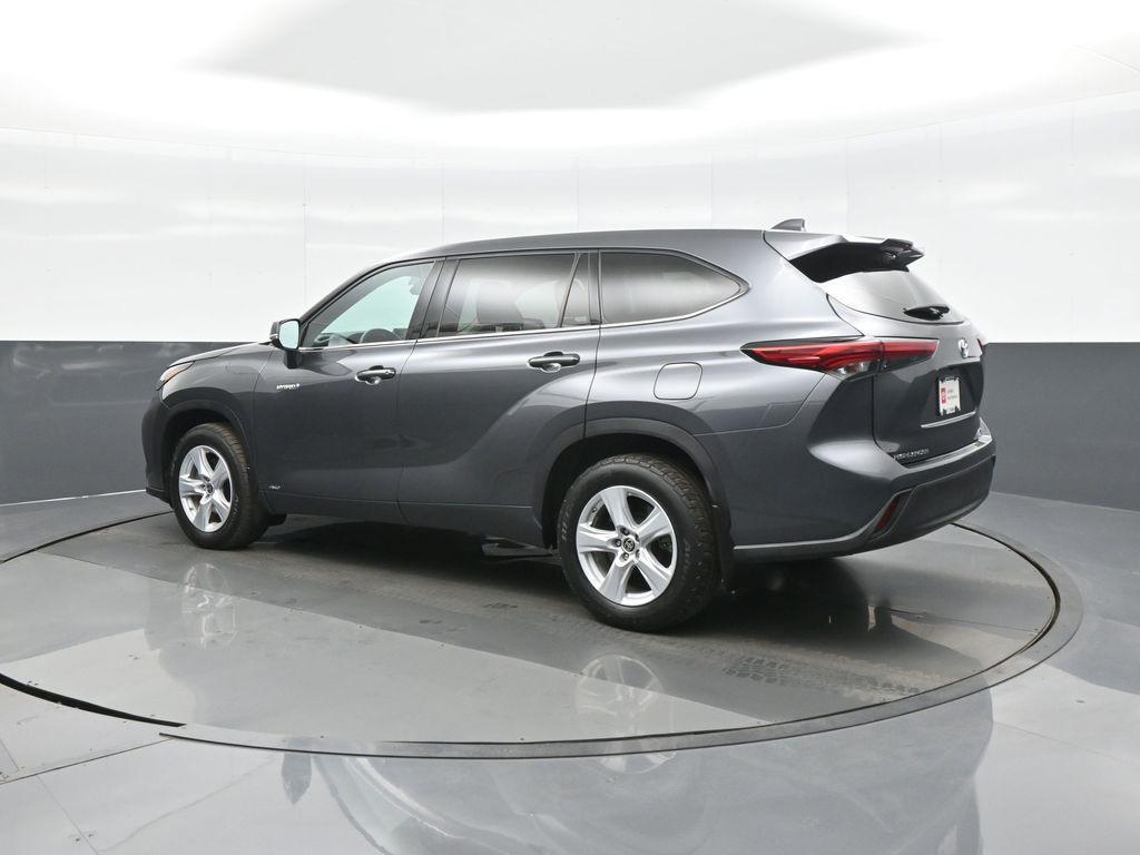 used 2021 Toyota Highlander Hybrid car, priced at $28,607