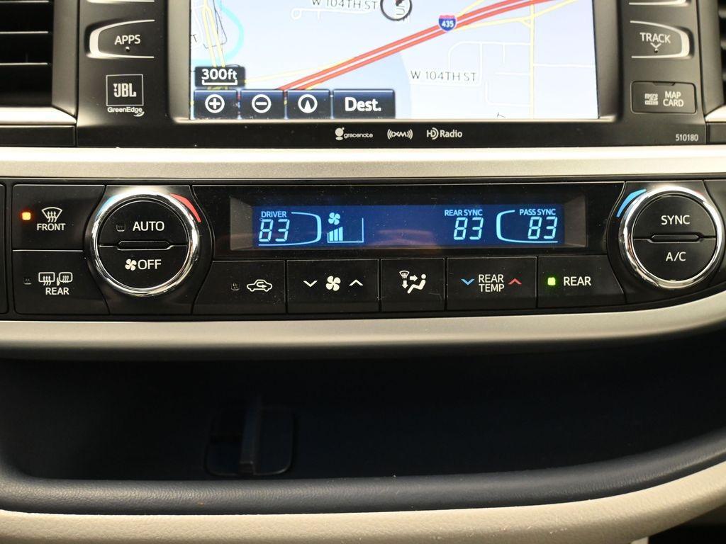 used 2018 Toyota Highlander car, priced at $27,994