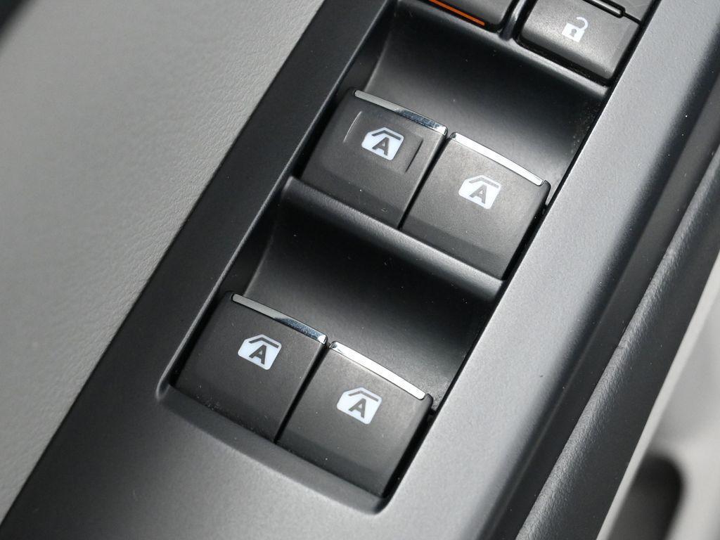 used 2018 Toyota Highlander car, priced at $27,994