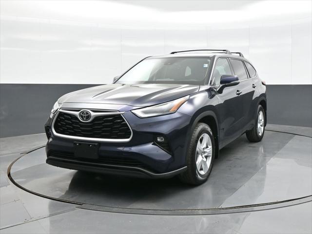 used 2022 Toyota Highlander car, priced at $33,045