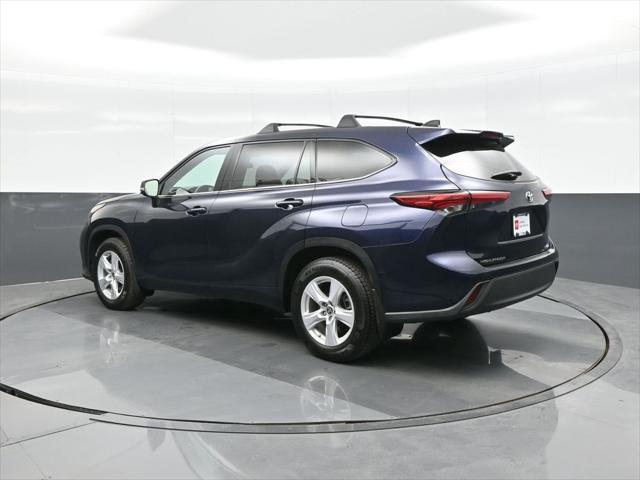 used 2022 Toyota Highlander car, priced at $33,045