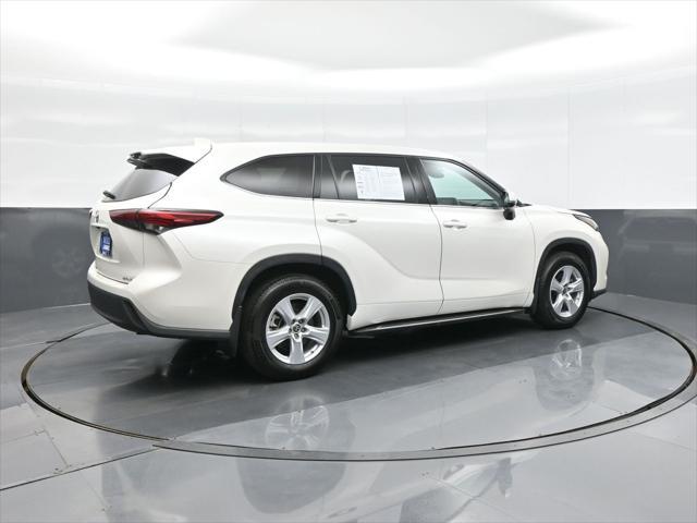 used 2021 Toyota Highlander car, priced at $30,496