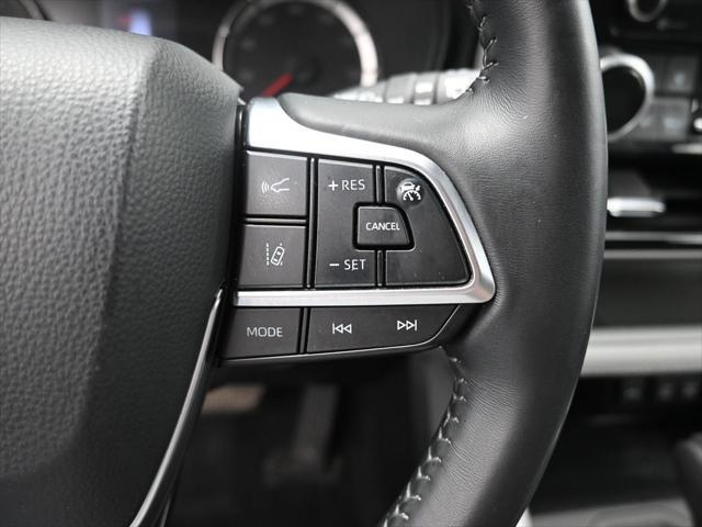 used 2021 Toyota Highlander car, priced at $30,496
