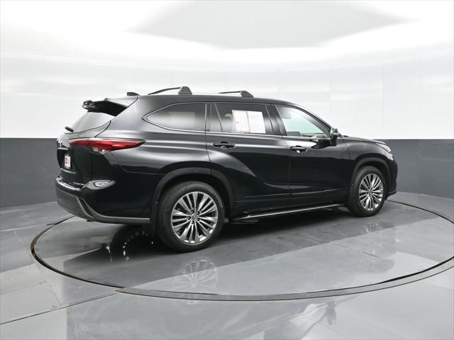 used 2022 Toyota Highlander car, priced at $47,952