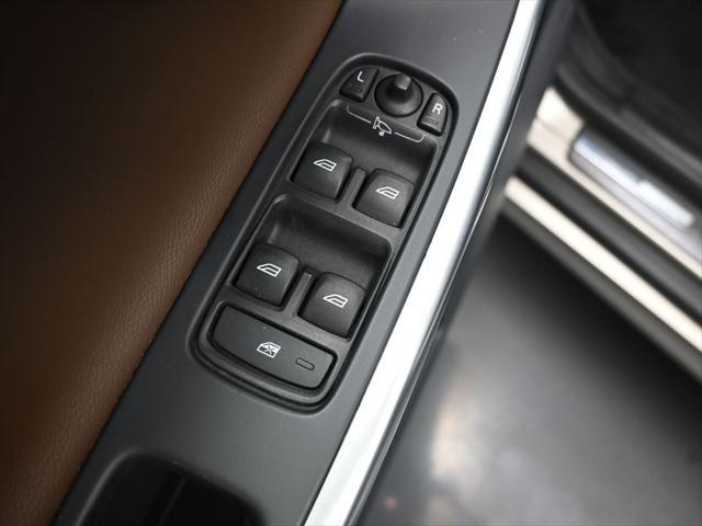 used 2015 Volvo XC60 car, priced at $13,109