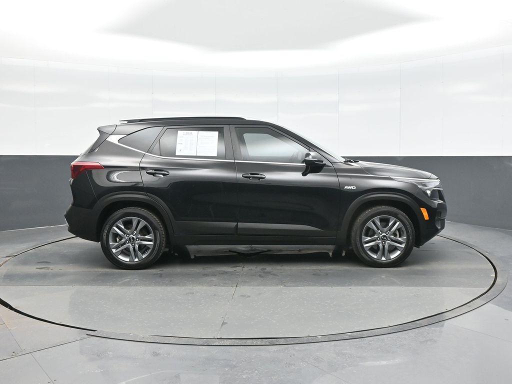 used 2021 Kia Seltos car, priced at $15,000