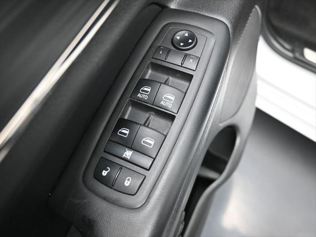 used 2021 Jeep Grand Cherokee car, priced at $28,989