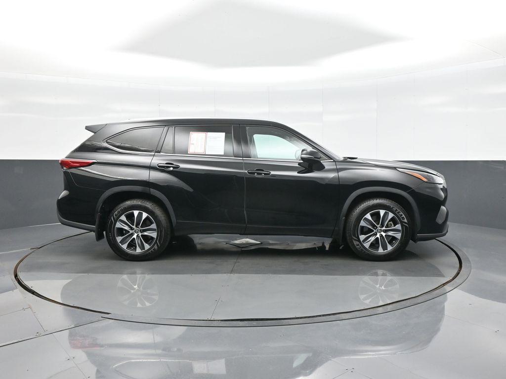 used 2022 Toyota Highlander car, priced at $30,000