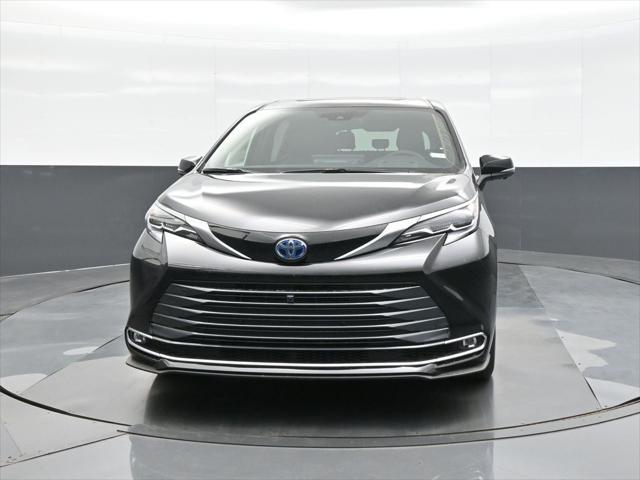 new 2025 Toyota Sienna car, priced at $60,580