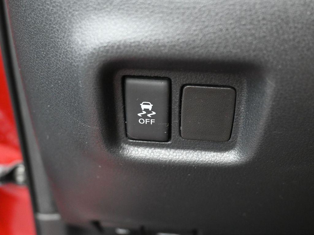 used 2015 Nissan Versa Note car, priced at $6,995