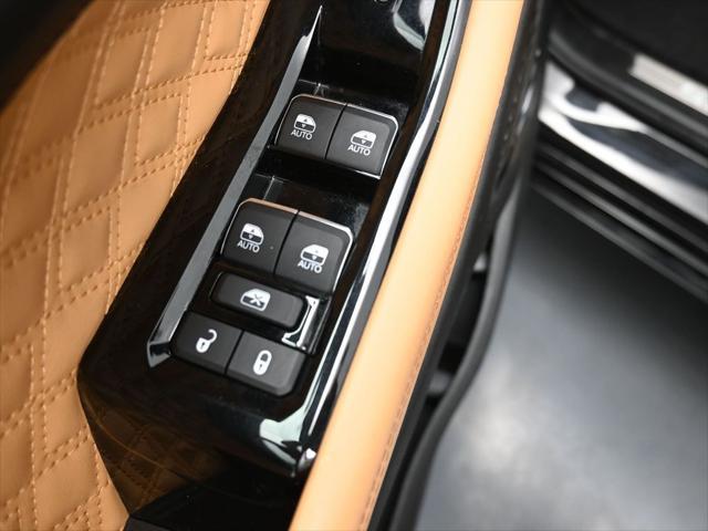 used 2022 Jeep Grand Cherokee car, priced at $43,058