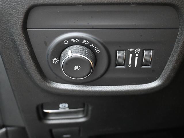 used 2022 Jeep Grand Cherokee car, priced at $43,058