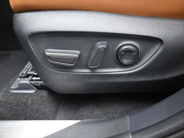 used 2025 Toyota Highlander car, priced at $62,985