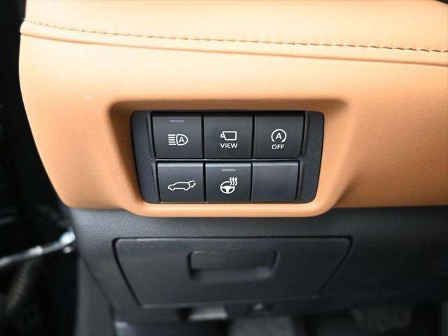 used 2025 Toyota Highlander car, priced at $62,985