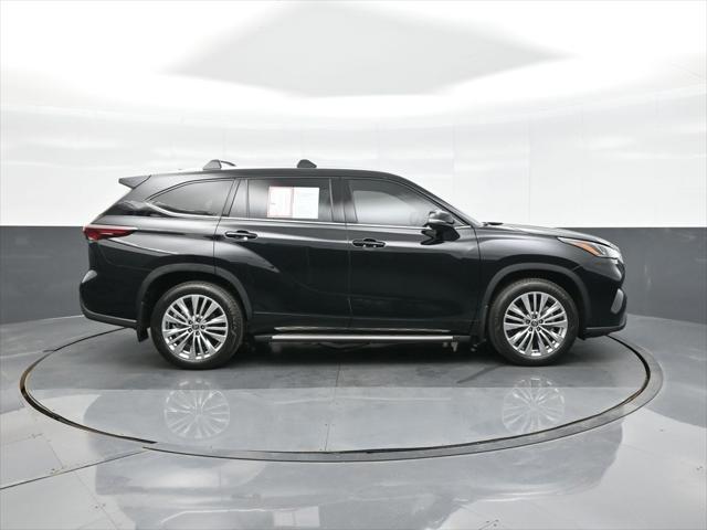 used 2025 Toyota Highlander car, priced at $62,985