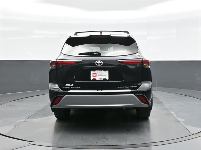 used 2025 Toyota Highlander car, priced at $62,985