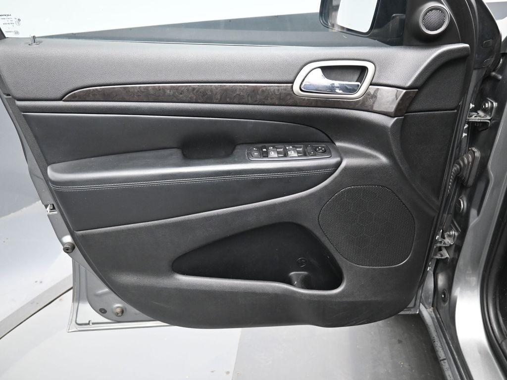 used 2012 Jeep Grand Cherokee car, priced at $6,990