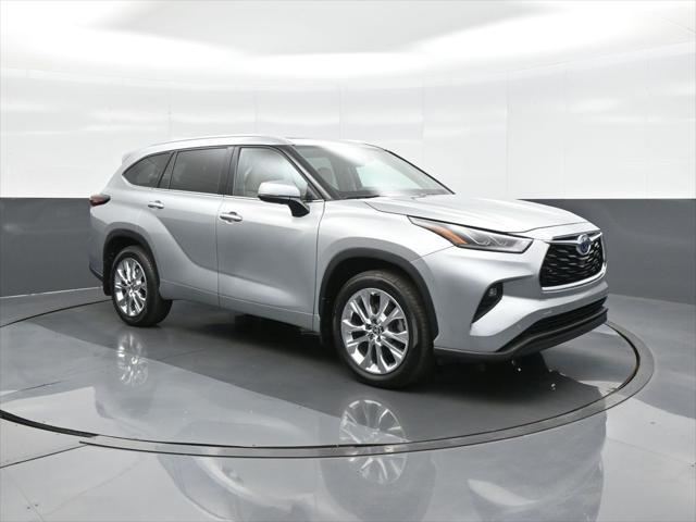 used 2024 Toyota Highlander Hybrid car, priced at $58,833