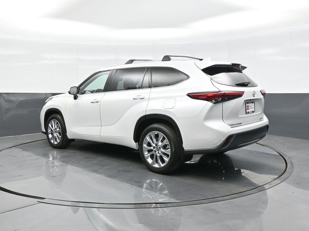 used 2023 Toyota Highlander car, priced at $44,735