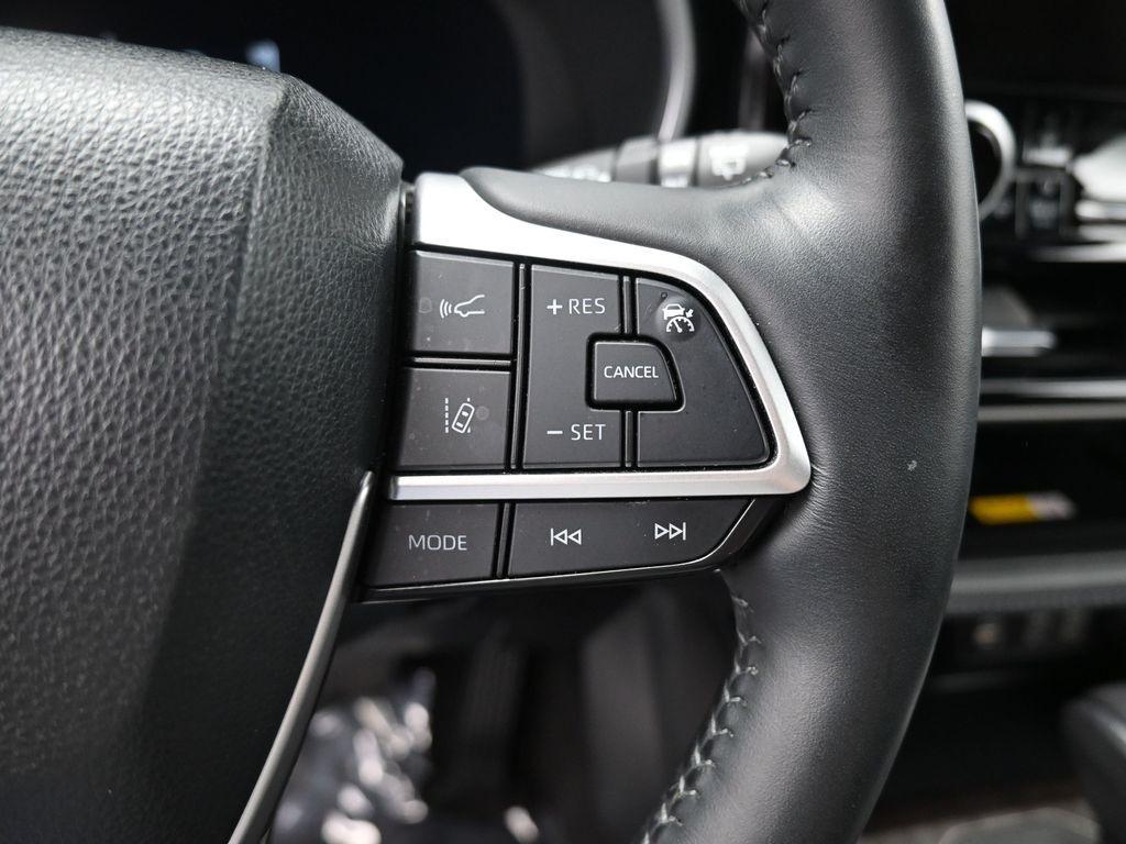 used 2023 Toyota Highlander car, priced at $44,735