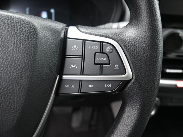 used 2025 Toyota Highlander Hybrid car, priced at $54,715