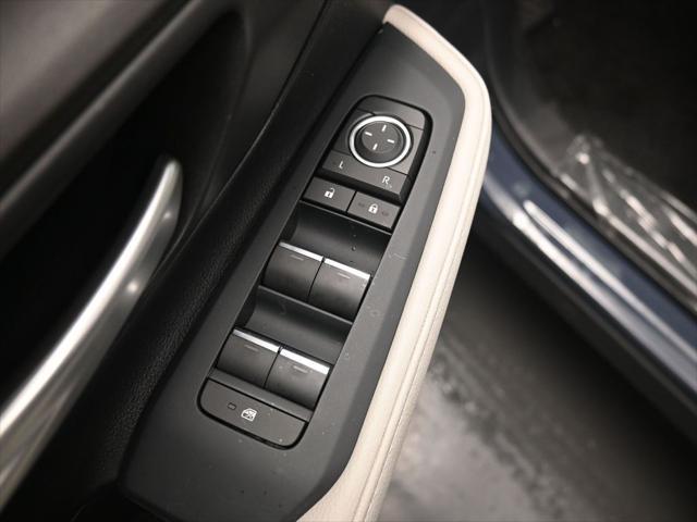used 2025 Toyota Highlander Hybrid car, priced at $54,715