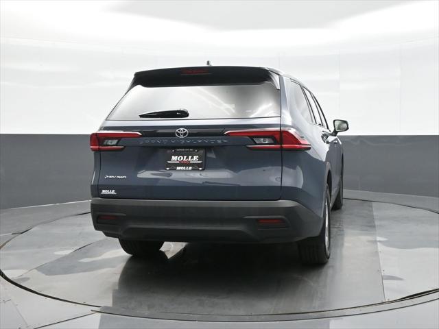 used 2025 Toyota Highlander Hybrid car, priced at $52,992