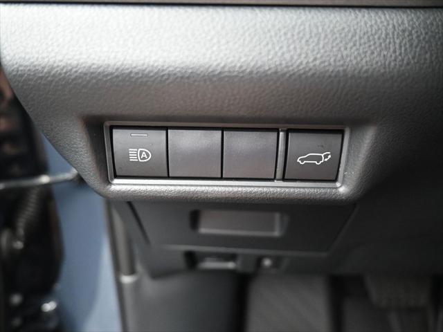 used 2025 Toyota Highlander Hybrid car, priced at $52,992