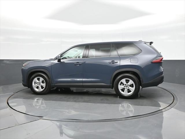 used 2025 Toyota Highlander Hybrid car, priced at $52,992