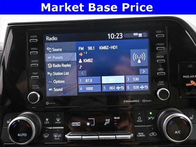 used 2022 Toyota Highlander car, priced at $31,997