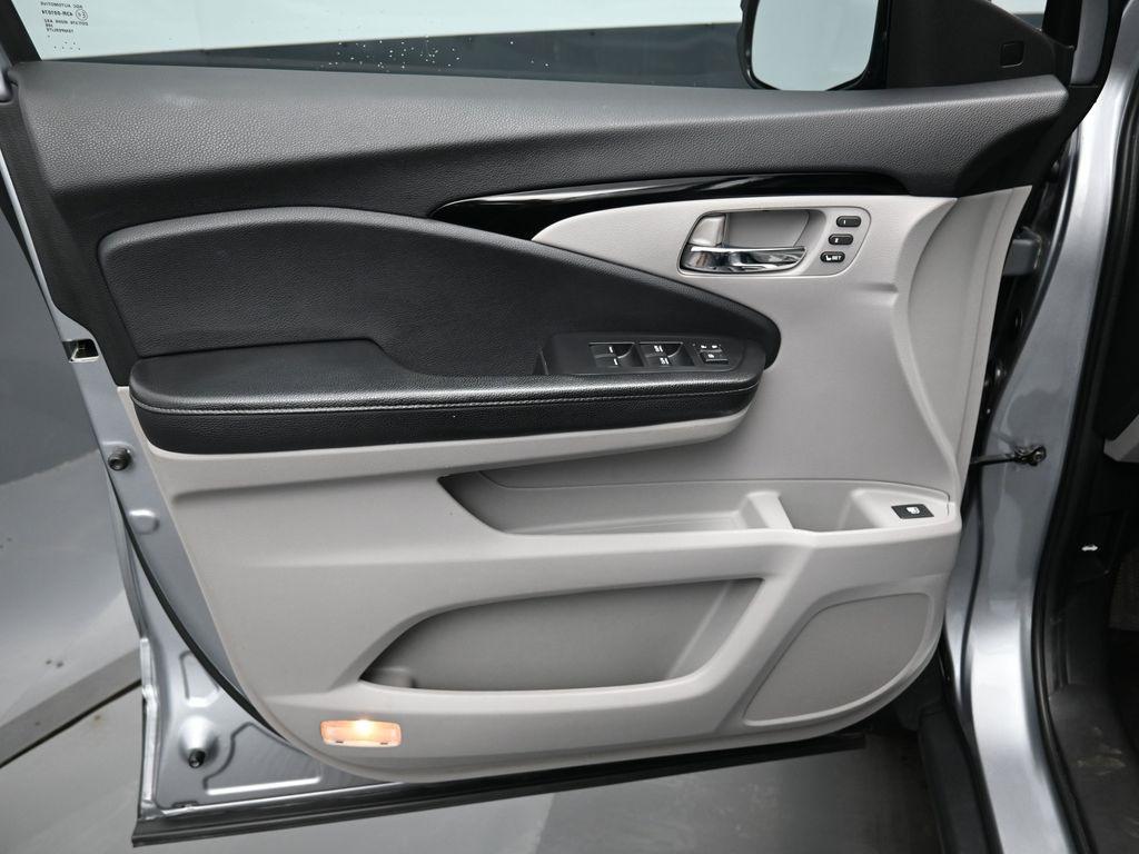 used 2019 Honda Ridgeline car, priced at $20,993