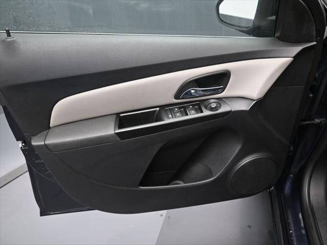 used 2014 Chevrolet Cruze car, priced at $7,998