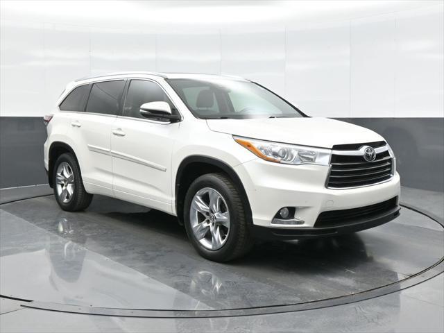 used 2016 Toyota Highlander car, priced at $20,791