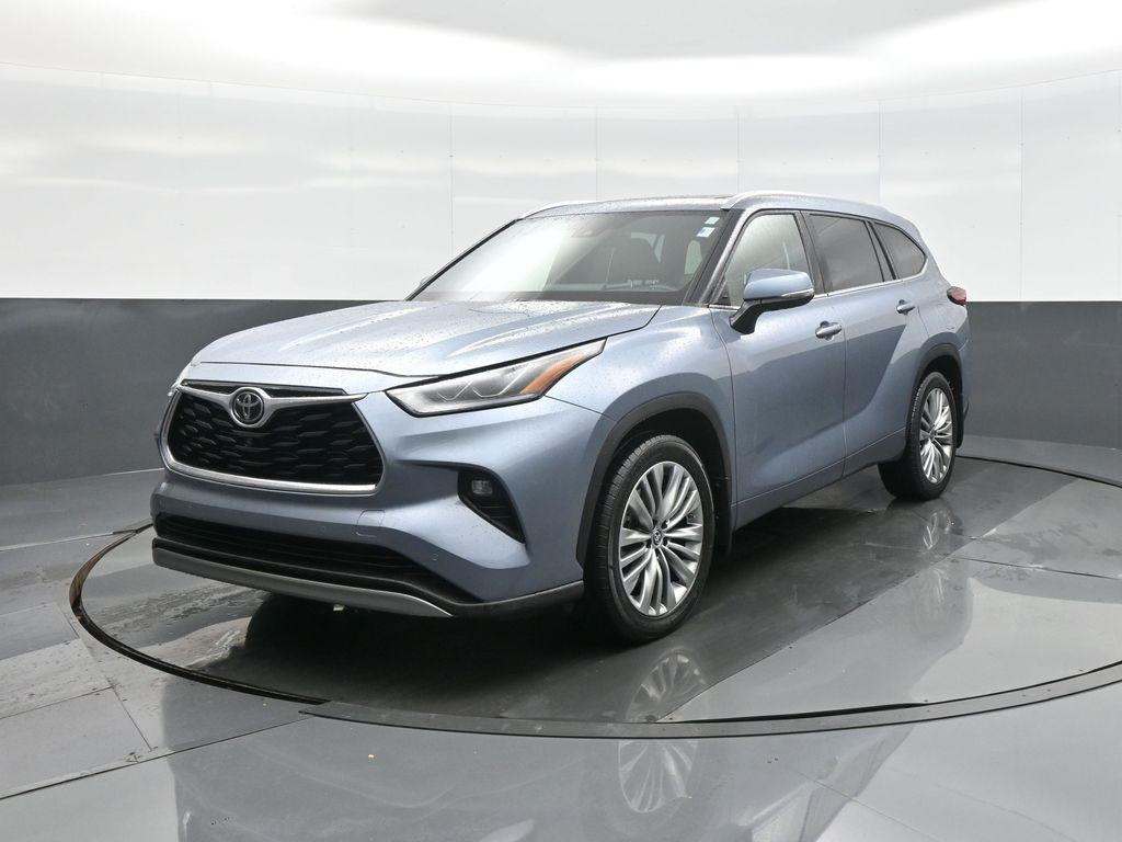 used 2022 Toyota Highlander car, priced at $45,964