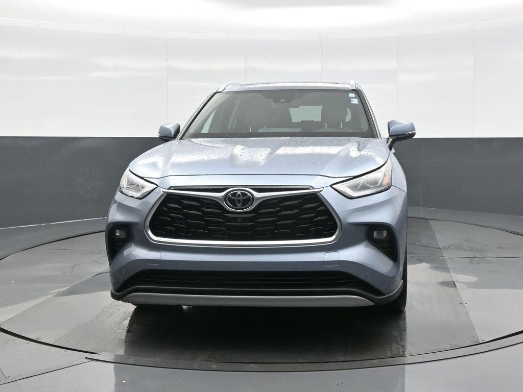 used 2022 Toyota Highlander car, priced at $45,964