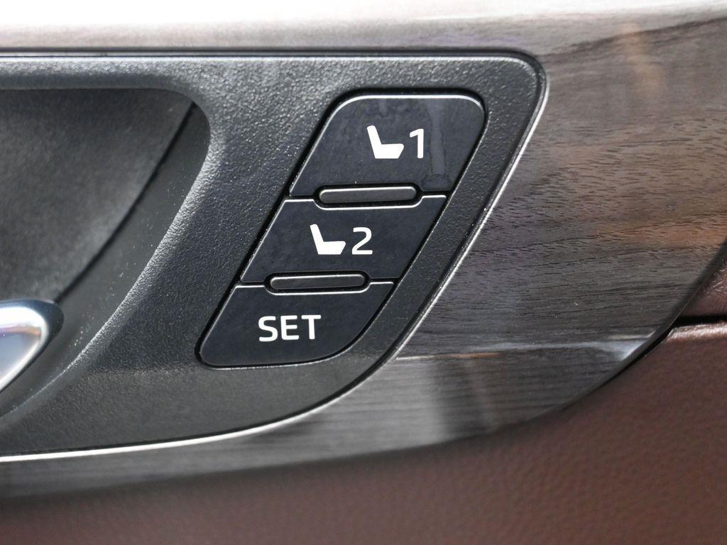 used 2022 Toyota Highlander car, priced at $45,964
