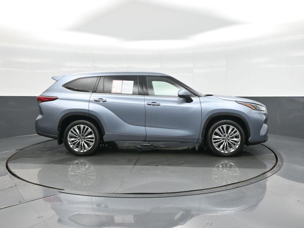 used 2022 Toyota Highlander car, priced at $45,964