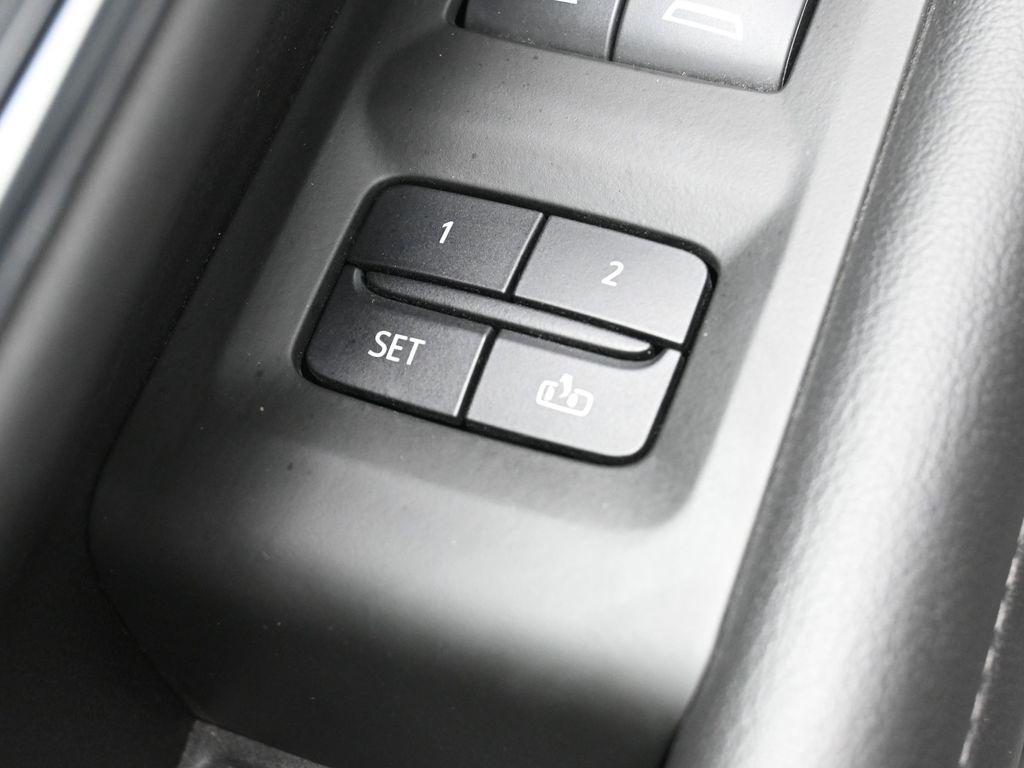 used 2022 Chevrolet Tahoe car, priced at $44,994