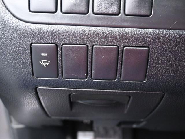 used 2017 Toyota Highlander car, priced at $19,378