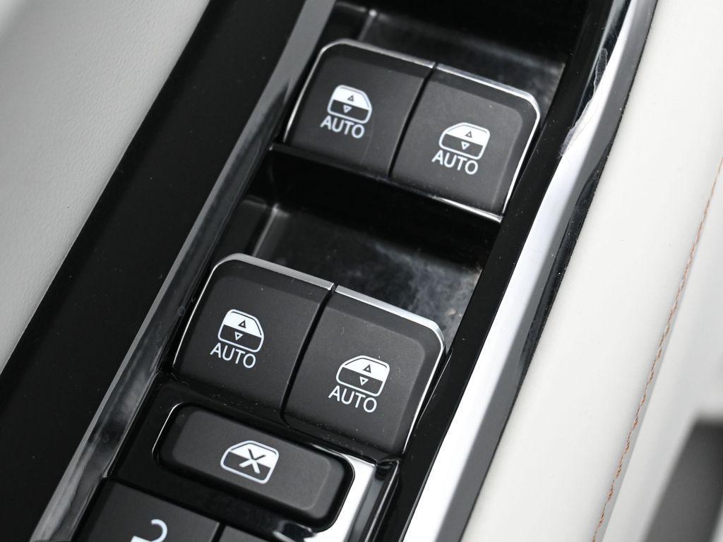 used 2021 Jeep Grand Cherokee L car, priced at $30,000